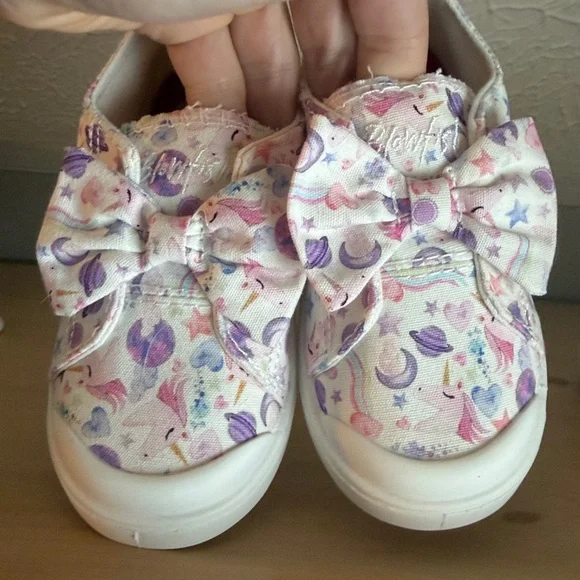 Size 7 Toddler Girls Blowfish Shoes - Picture 1 of 4